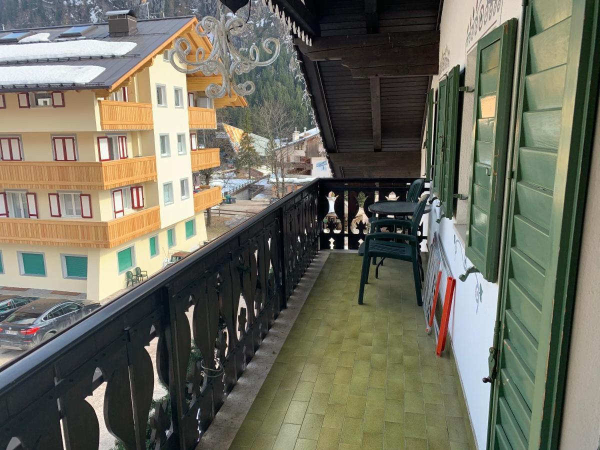 Appartamenti Ladina Campitello di Fassa Eksteriør bilde